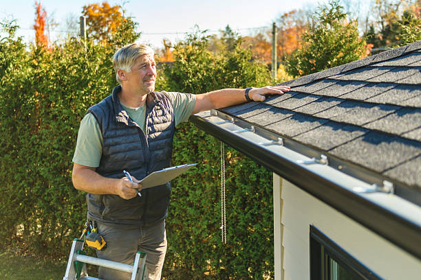 Professional Roofing technician working in Hughsonville, NY